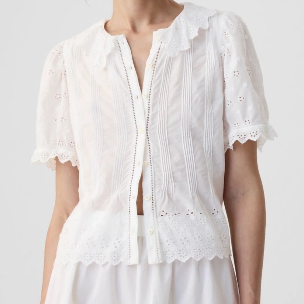 Doen White Eyelet Lace Blouse